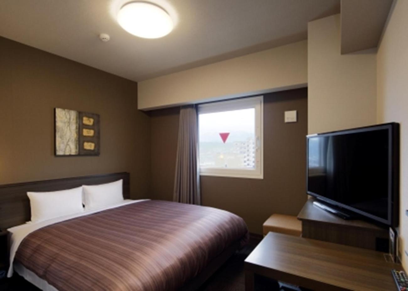 Hotel Route-Inn Hita-Ekimae Екстериор снимка
