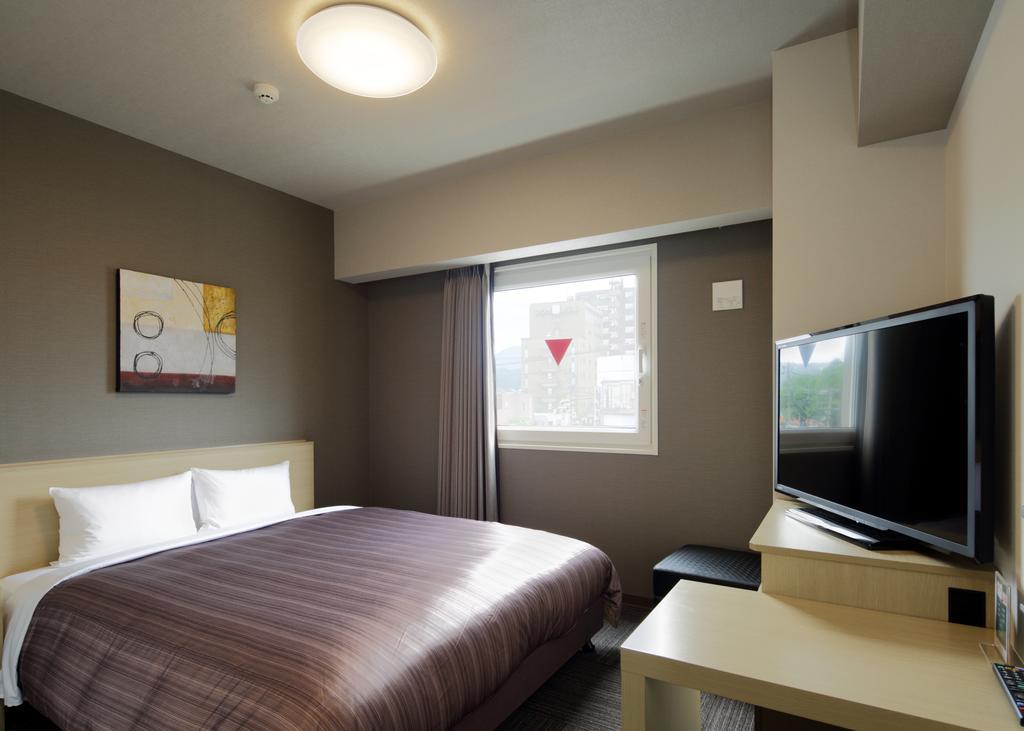 Hotel Route-Inn Hita-Ekimae Екстериор снимка